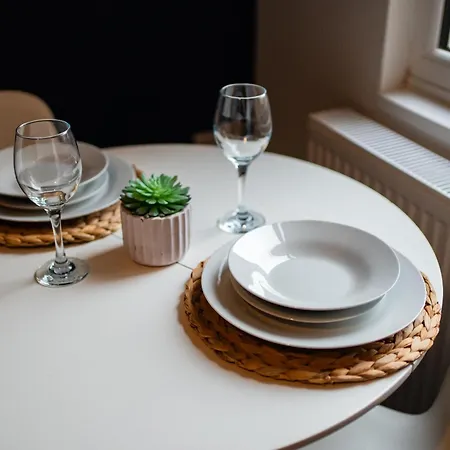 Alfred House By Horizon *