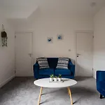 Alfred House By Horizon * Redcar